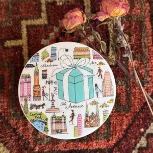 Tiffany & Co. NYC porcelain lidded trinket jewelry dish